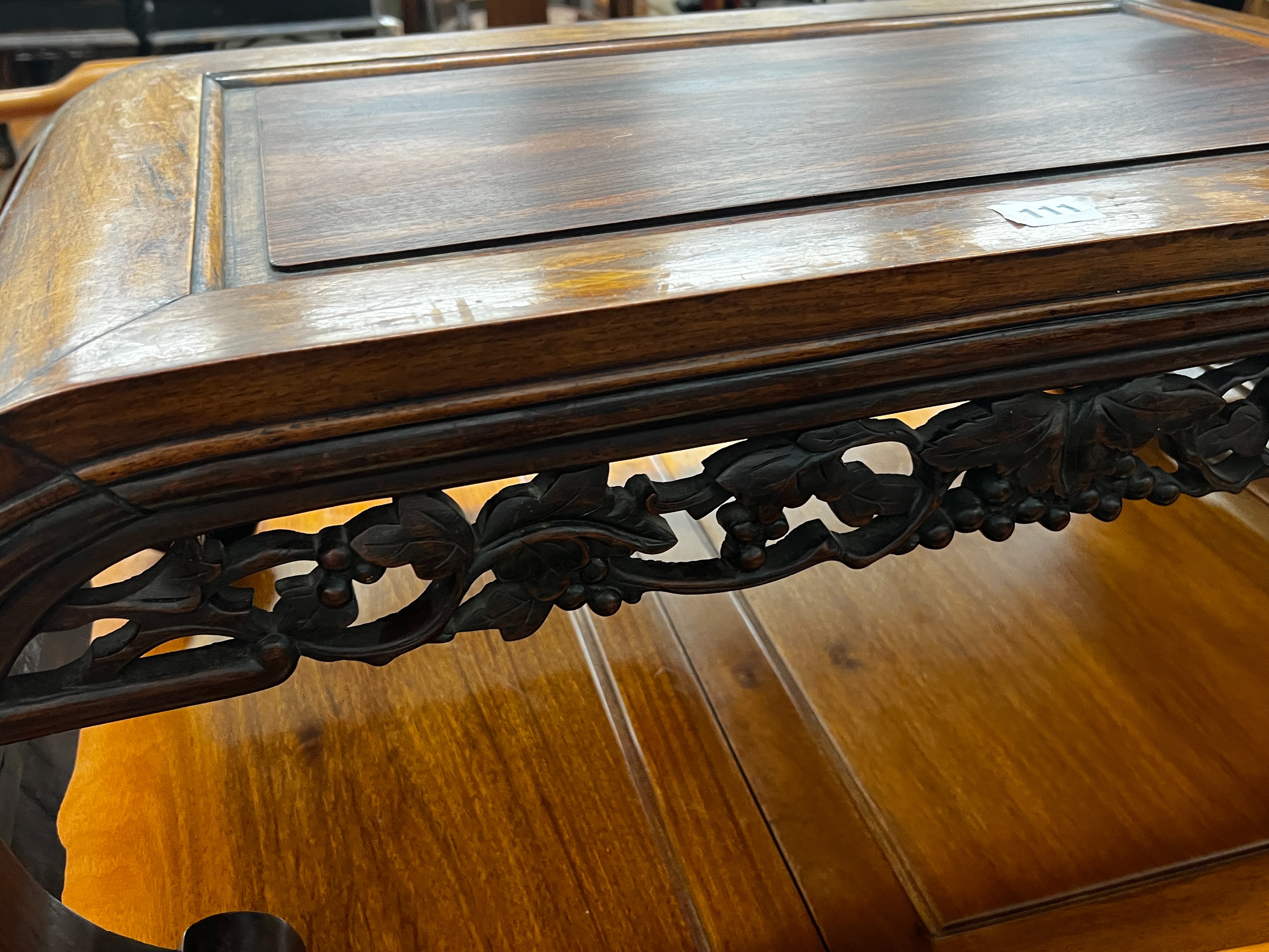 A Chinese carved hongmu low table, length 89cm, depth 45cm, height 33cm